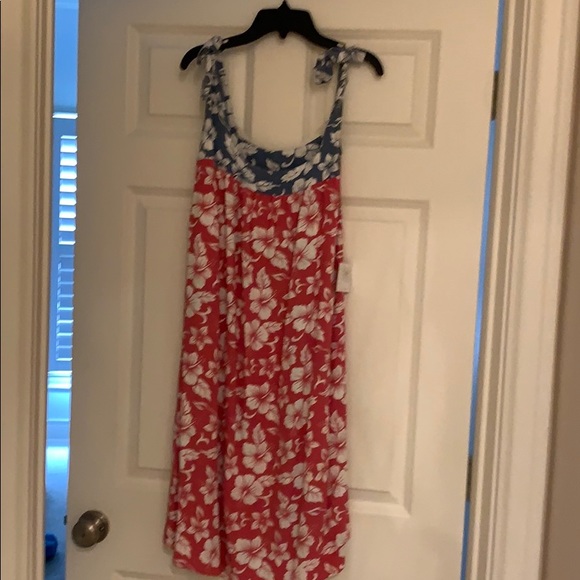 Reversible dress/swimsuit cover - Picture 1 of 6